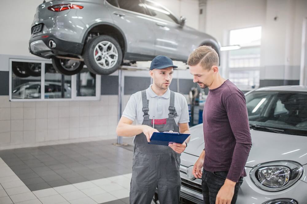 Car Mechanic in Abu Dhabi