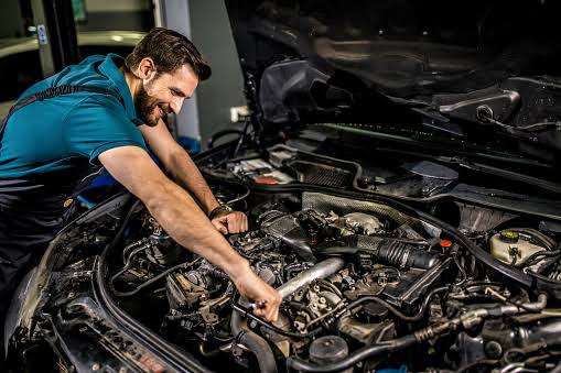 Car Servicing in the UAE